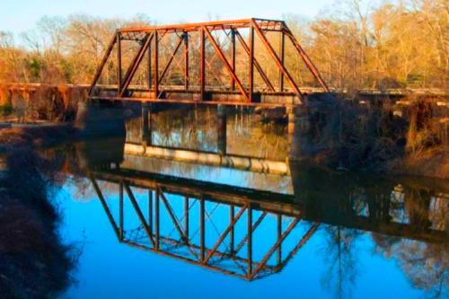 Howe Truss Train Trestle